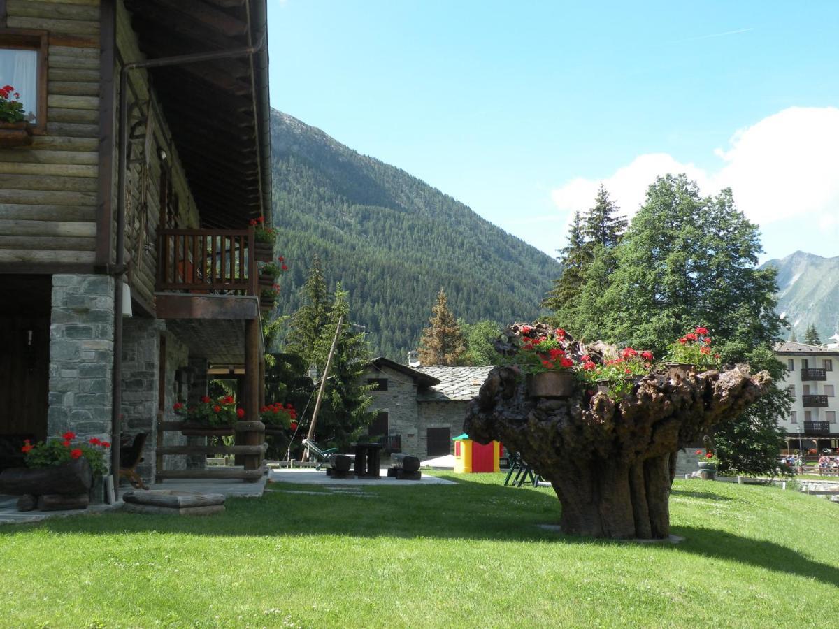 Hotel Bellevue Champoluc Zewnętrze zdjęcie