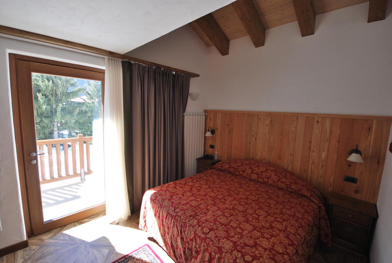 Hotel Bellevue Champoluc Zewnętrze zdjęcie