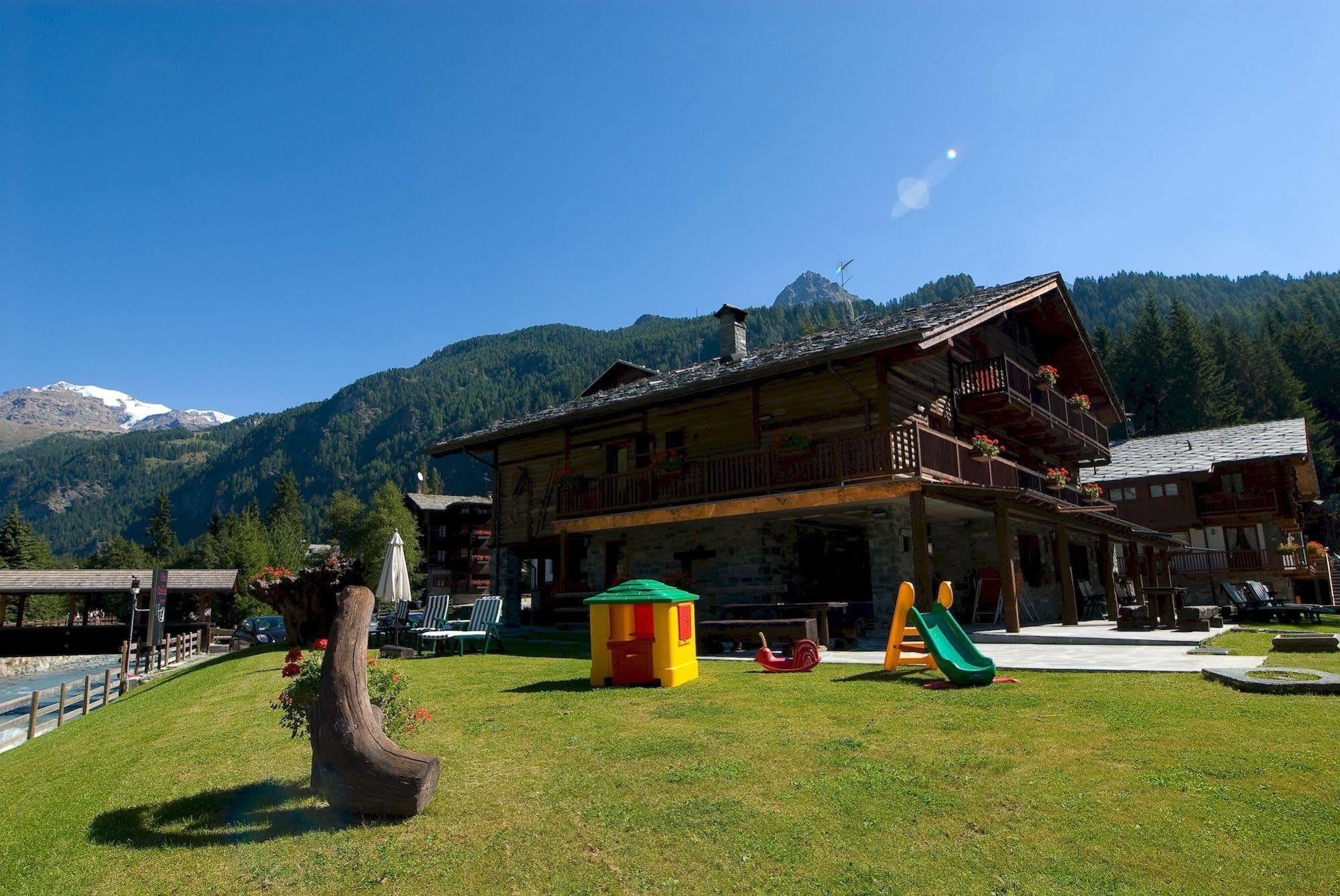 Hotel Bellevue Champoluc Zewnętrze zdjęcie